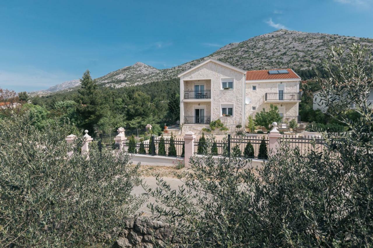 Апартаменти Hedon-Stone Стариград-Паклениця Екстер'єр фото