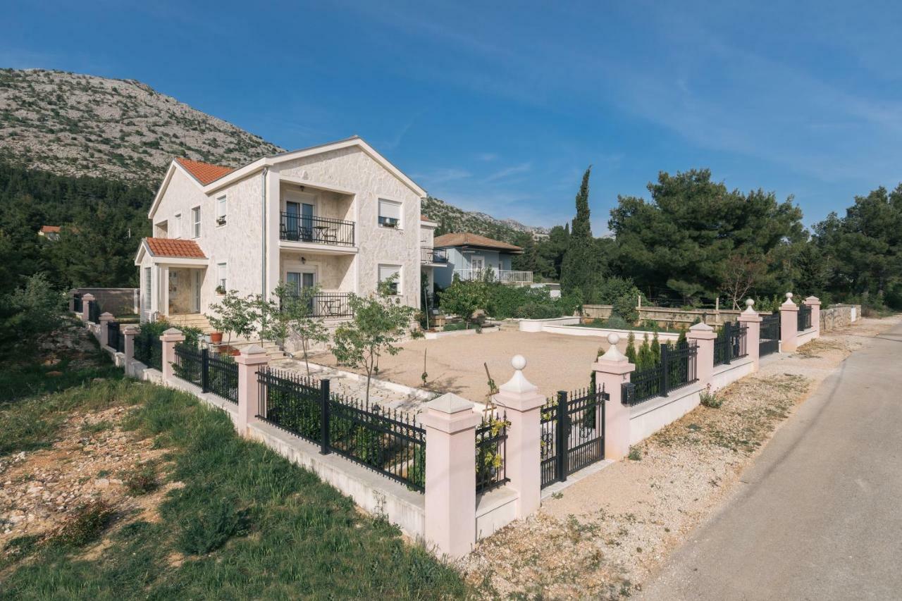 Апартаменти Hedon-Stone Стариград-Паклениця Екстер'єр фото