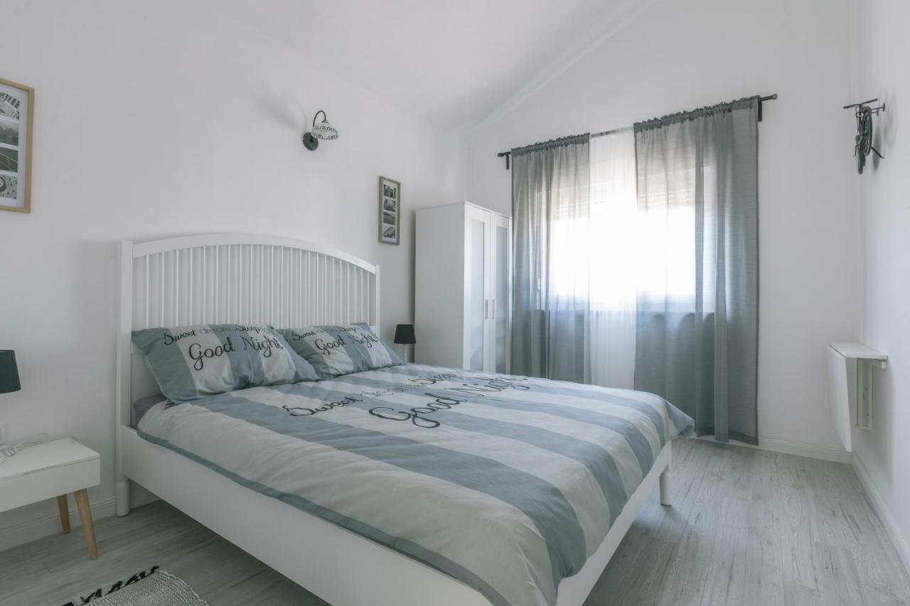 Апартаменти Hedon-Stone Стариград-Паклениця Екстер'єр фото